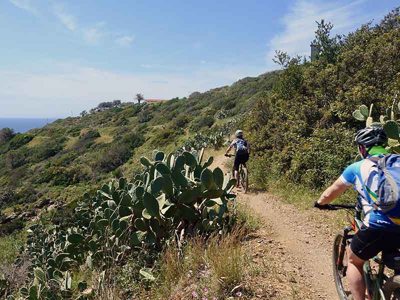 MTB Kurz-Urlaub auf Elba mit Go Crazy MTB-Reisen